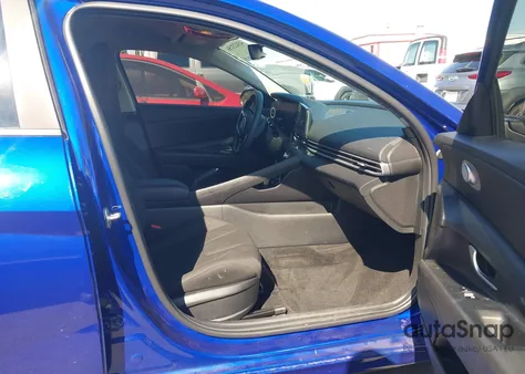 2024 Hyundai Elantra Sel from USA, damaged, VIN KMHLM4DG8RU730305